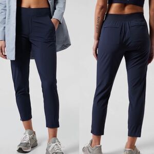 Athleta Navy Brooklyn Mid Rise Ankle Pants Women’s 6